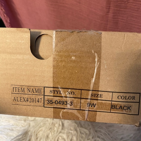 Comfort View Rain Boots - Picture 8 of 8